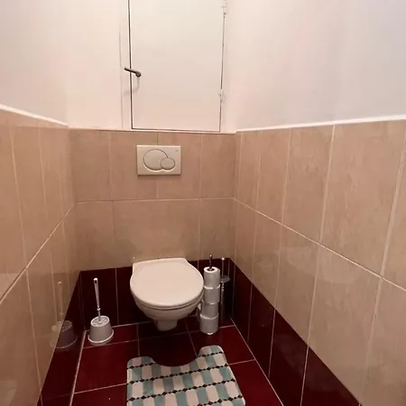 2 Apartment, Near Oc Galeria, Petrzalka Daire *