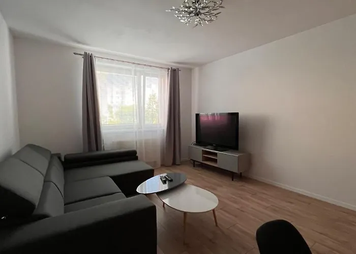 2 Apartment, Near Oc Galeria, Petrzalka Apartament