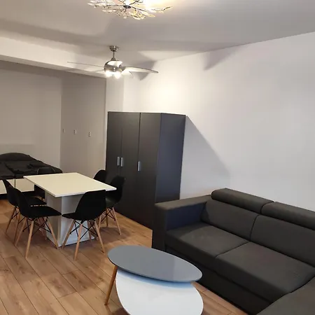 2 Apartment, Near Oc Galeria, Petrzalka * Bratislava
